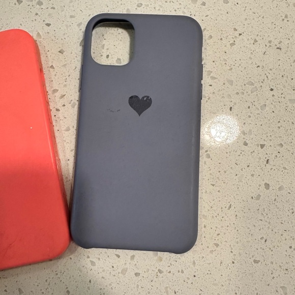 bundle of iPhone accessories - Picture 2 of 5